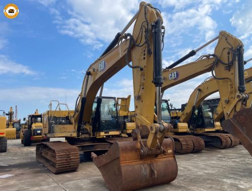 CAT 390 2018